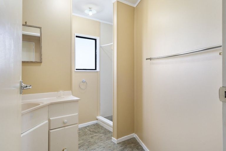 Photo of property in 32b Somerset Crescent, Highbury, Palmerston North, 4412