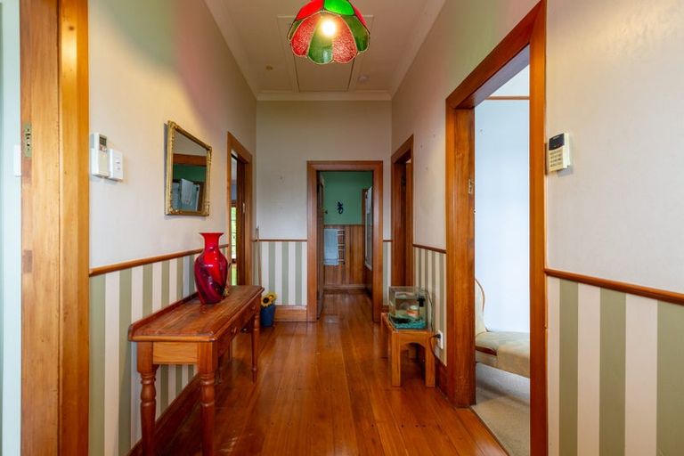 Photo of property in 17 Ava Street, Petone, Lower Hutt, 5012