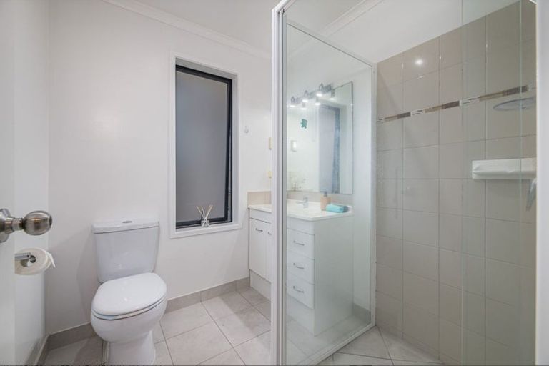 Photo of property in 62 Waitaki Street, Henderson, Auckland, 0612