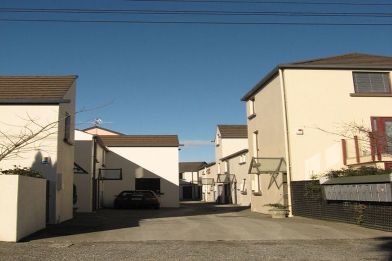 Photo of property in 4/16 Derby Street, St Albans, Christchurch, 8014