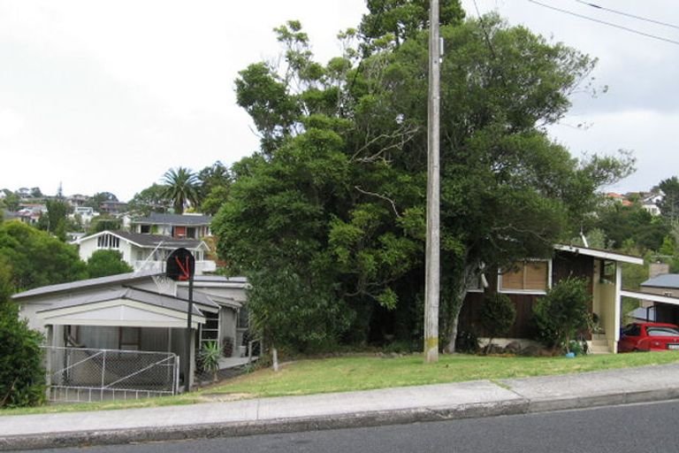 Photo of property in 1/22 Heathcote Road, Castor Bay, Auckland, 0620