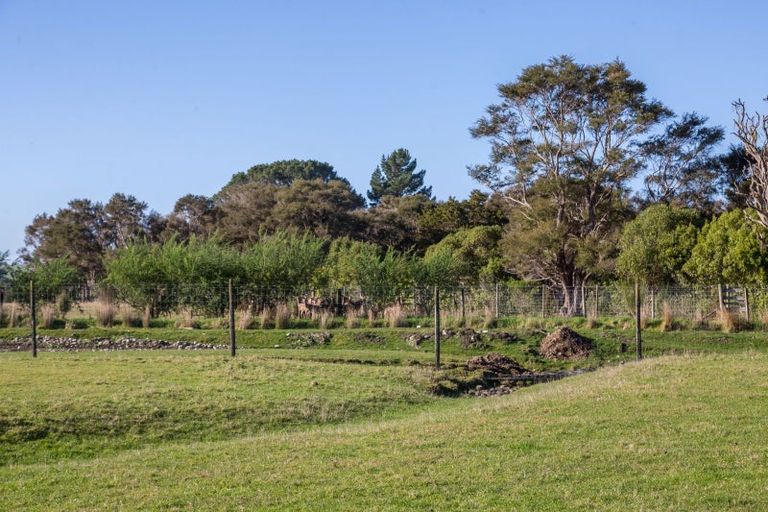 Photo of property in 707 Norfolk Road, Upper Plain, Carterton, 5791