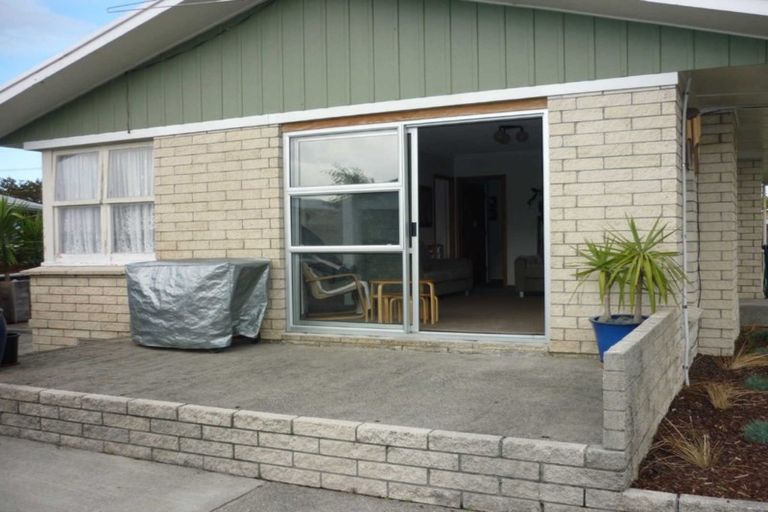 Photo of property in 37 Lewis Street, Glenview, Hamilton, 3206