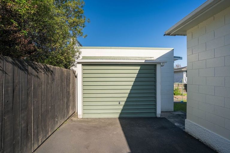 Photo of property in 28 Howorth Road, Fairfield, Dunedin, 9018