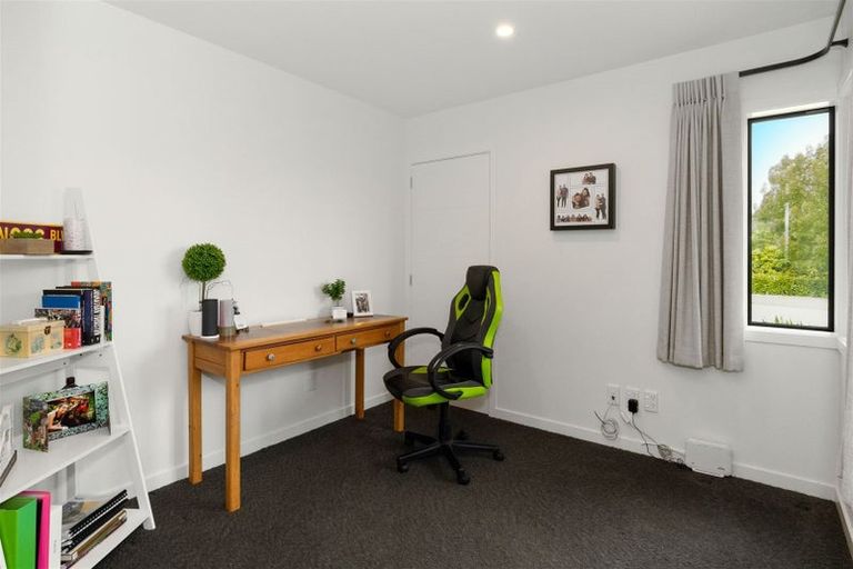 Photo of property in 24 Ivy Lane, Ohau, Levin, 5570