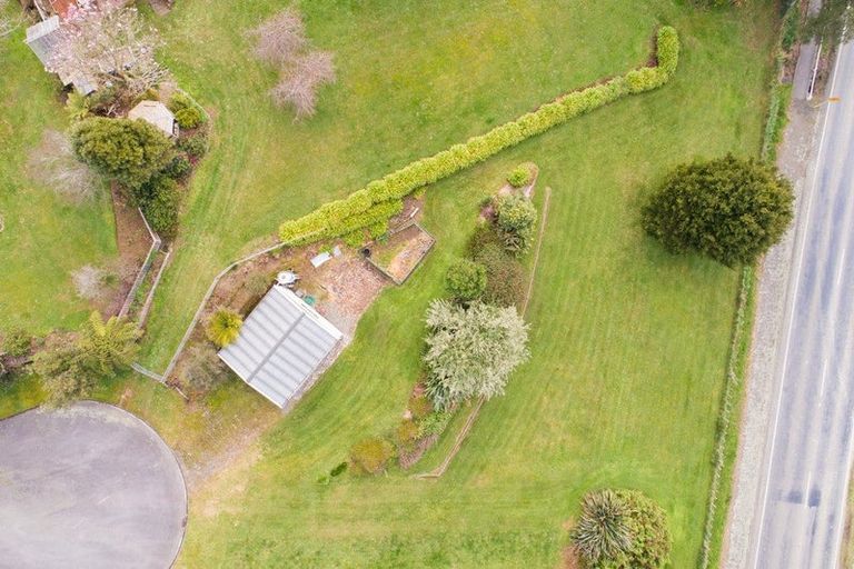 Photo of property in 15 Hau Whiti Place, Kimbolton, 4774