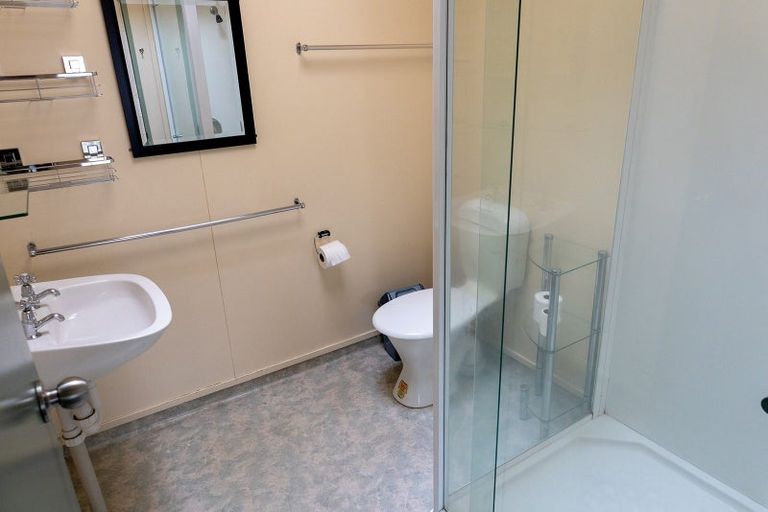 Photo of property in 15 Howe Street, North Dunedin, Dunedin, 9016