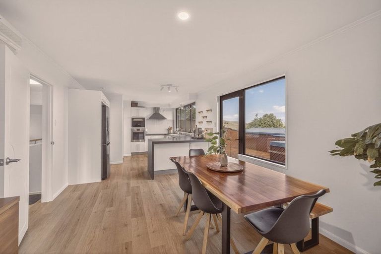 Photo of property in 5 Plains View, Mount Pleasant, Christchurch, 8081