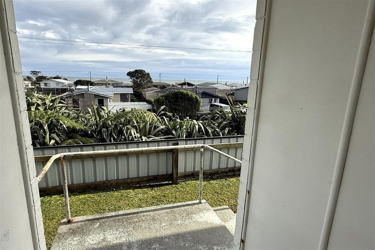 Photo of property in 16 Monro Street, Cobden, Greymouth, 7802