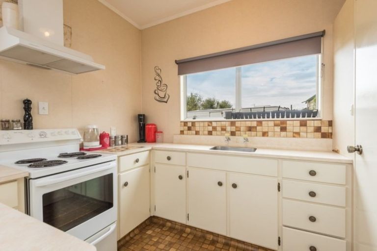 Photo of property in 10b Windlesham Place, Wakefield, 7025