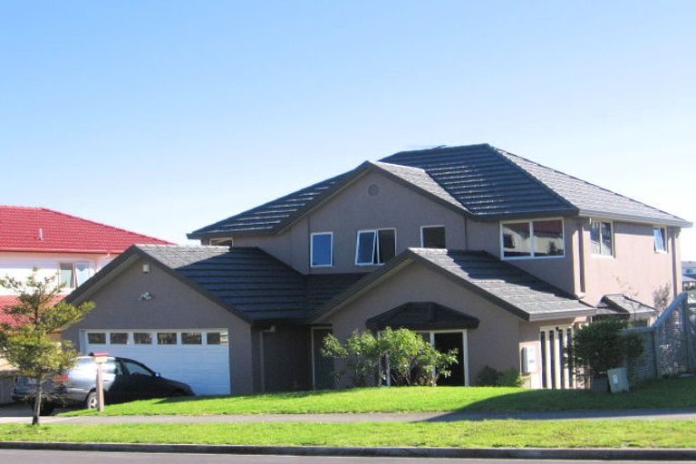 Photo of property in 42 The Enclave, Totara Heights, Auckland, 2105