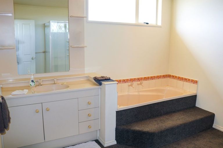 Photo of property in 15 Dalmeny Street, Oamaru North, Oamaru, 9400