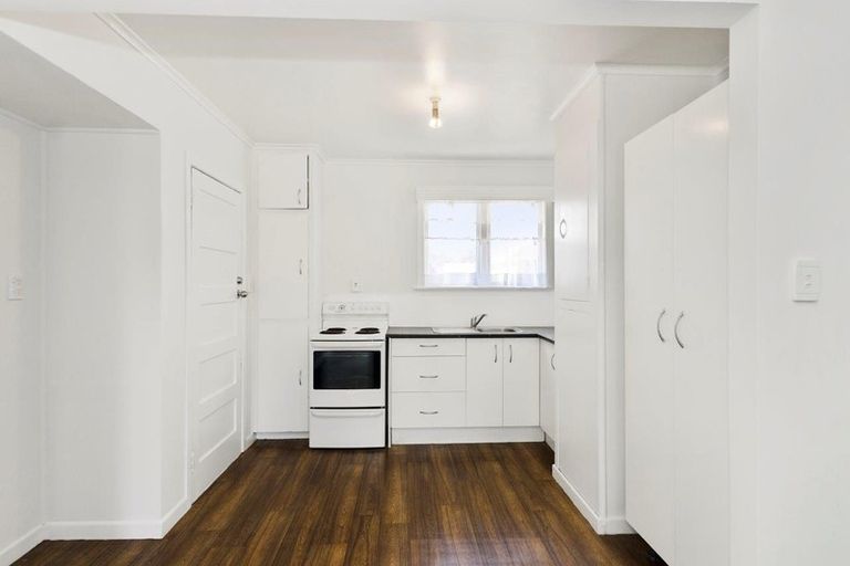 Photo of property in 67 Russell Road, Manurewa, Auckland, 2102