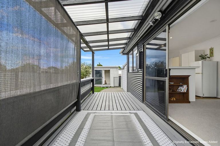 Photo of property in 81 Simpson Road, Papamoa Beach, Papamoa, 3118