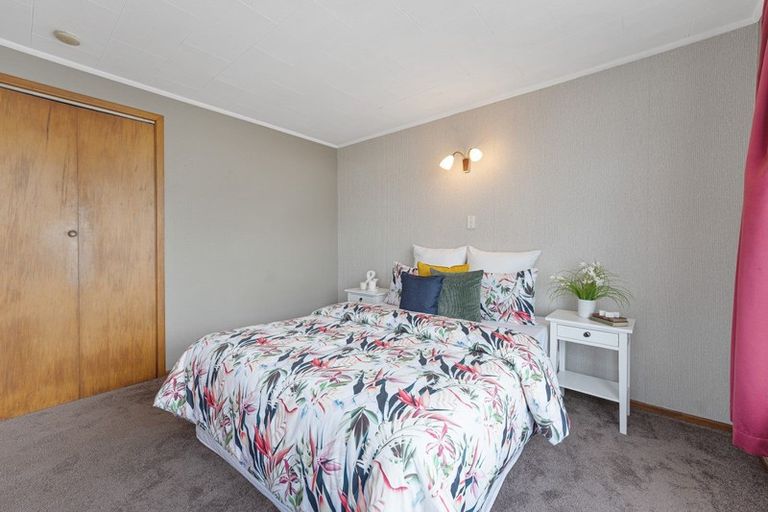 Photo of property in 5 Paynters Avenue, Strandon, New Plymouth, 4312