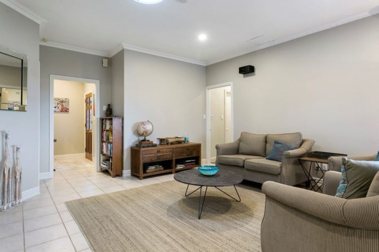 Photo of property in 30 Sheridan Crescent, Leamington, Cambridge, 3432