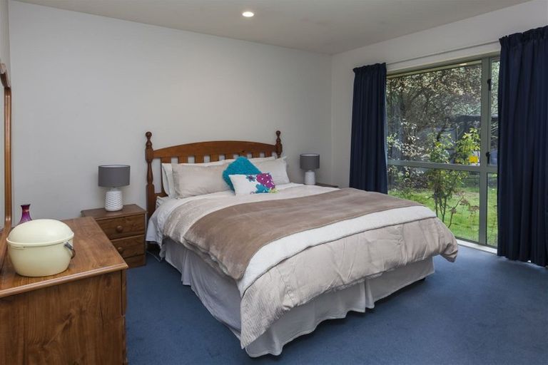 Photo of property in 2/7 Worthy Street, Ilam, Christchurch, 8041