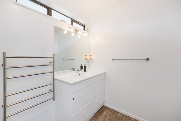 Photo of property in 56 Karamea Crescent, Kelvin Grove, Palmerston North, 4414