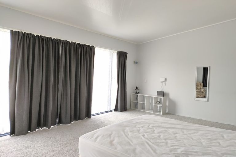 Photo of property in 1-3/1 Matakauri Place, Fernhill, Queenstown, 9300