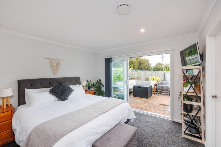Photo of property in 41 Coutts Way, Fitzherbert, Palmerston North, 4410