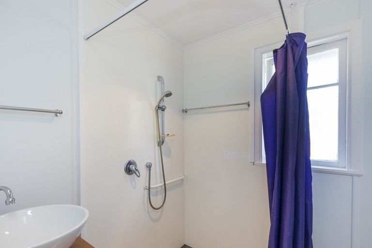 Photo of property in 9 Fox Place, Cloverlea, Palmerston North, 4412