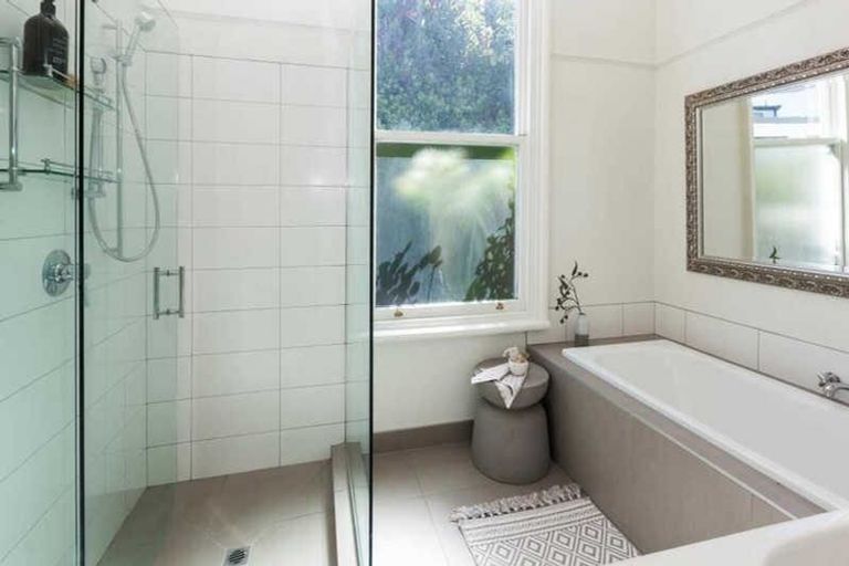 Photo of property in 52a Onslow Street, St Albans, Christchurch, 8014