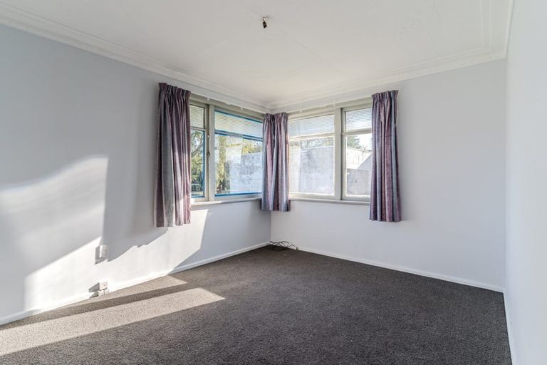 Photo of property in 22 Burns Street, Milton, 9220