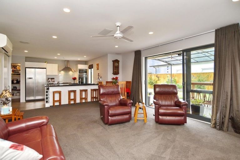 Photo of property in 12 Beech Drive, Rangiora, 7400
