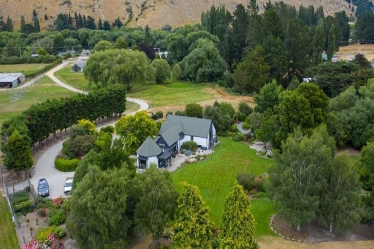 Photo of property in 1633 Teviot Road, Millers Flat, Roxburgh, 9572