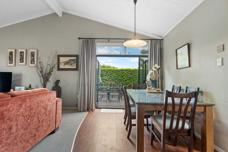 Photo of property in 31 Resthill Crescent, Glenview, Hamilton, 3206