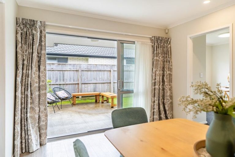 Photo of property in 19 Poulson Grove, Trentham, Upper Hutt, 5018