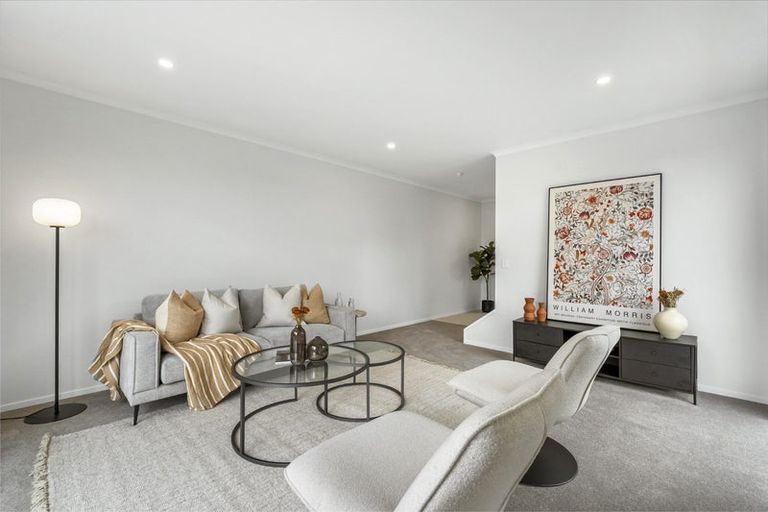 Photo of property in 6 Waka Moana Drive, Hobsonville, 0616