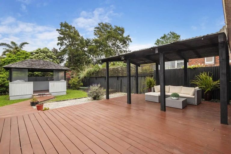 Photo of property in 48 Stanaway Street, Hillcrest, Auckland, 0627