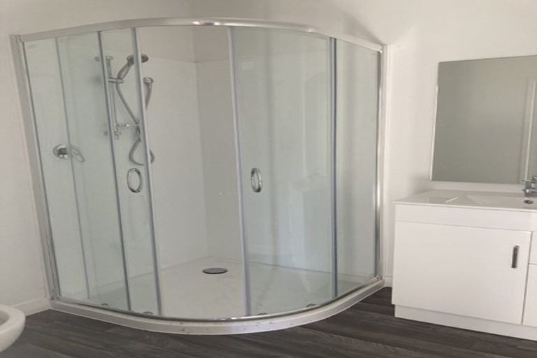 Photo of property in Victoria Town Houses, 1/219 Victoria Street, Te Aro, Wellington, 6011