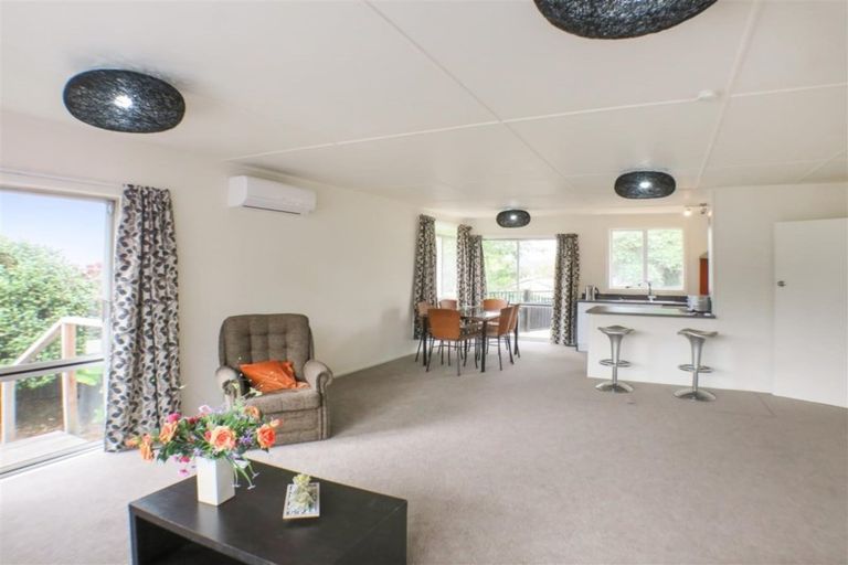 Photo of property in 40 Thomas Crescent, Western Heights, Rotorua, 3015