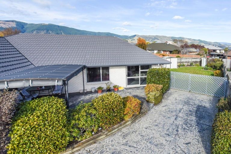 Photo of property in 19 Stead Crescent, Stoke, Nelson, 7011