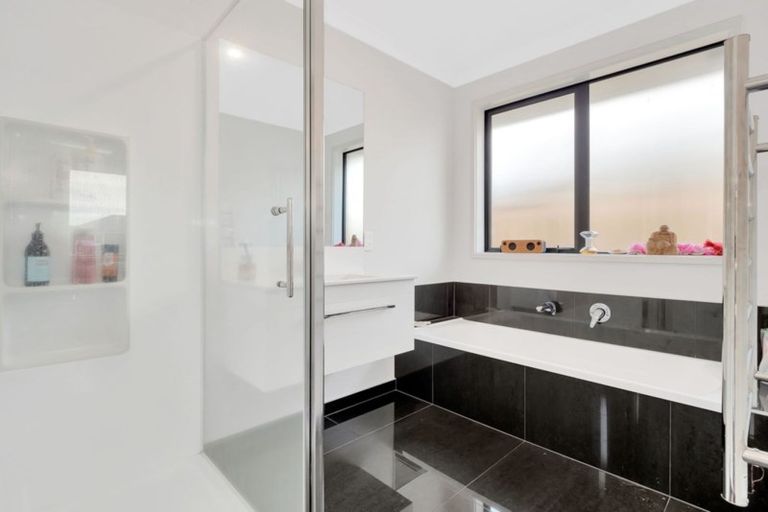 Photo of property in 19 Stevenson Drive, Papamoa, 3118