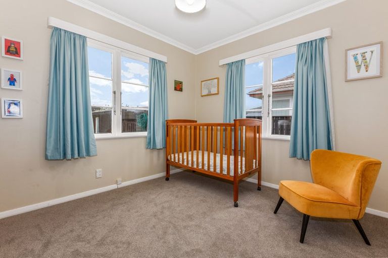 Photo of property in 36 Brasell Street, Fairfield, Lower Hutt, 5011
