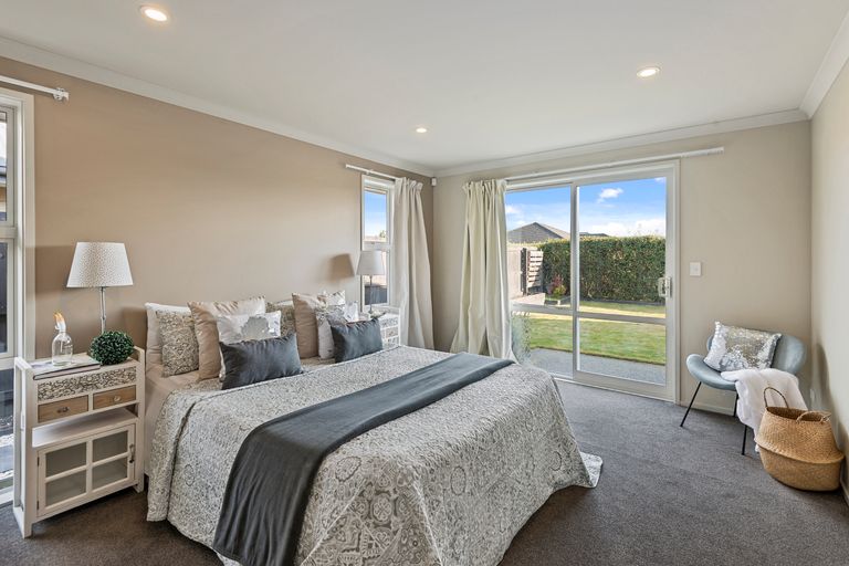 Photo of property in 42 Bennington Way, Wigram, Christchurch, 8042