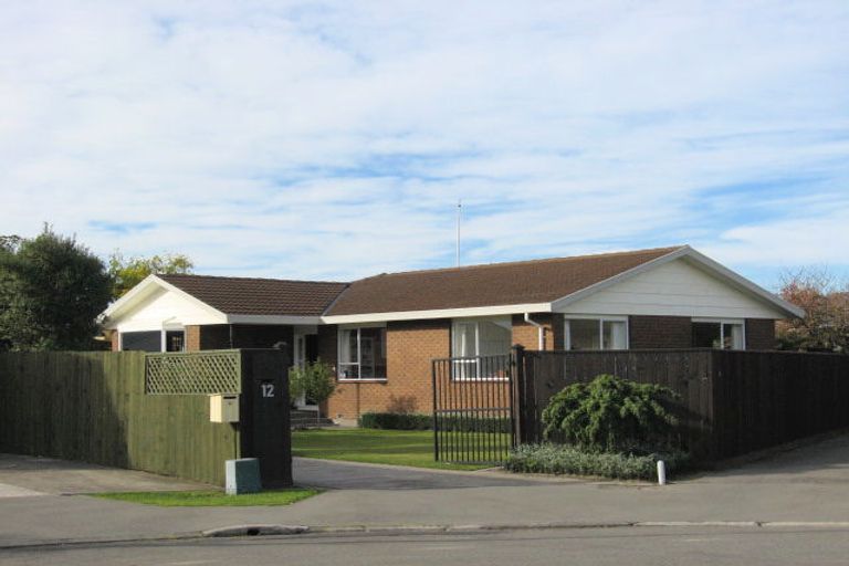 Photo of property in 12 Iona Place, Sockburn, Christchurch, 8042