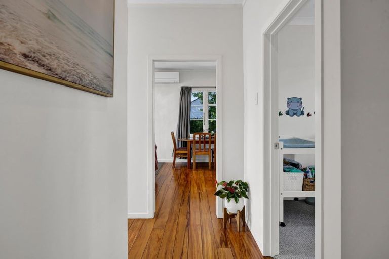 Photo of property in 63 Brois Street, Frankleigh Park, New Plymouth, 4310