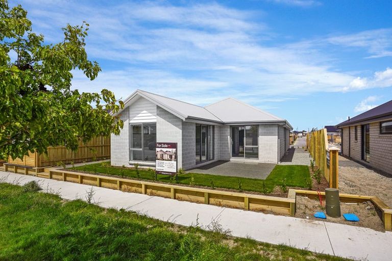 Photo of property in 6 Edlin Lane, Pegasus, 7612