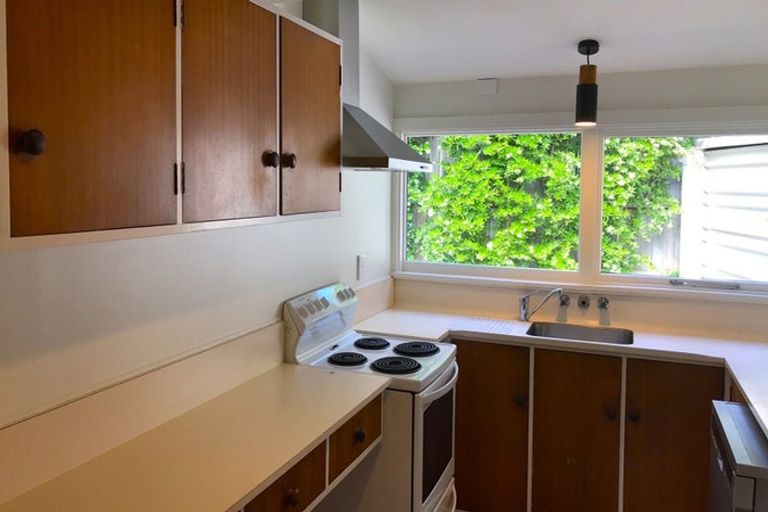 Photo of property in 21 Gunns Crescent, Cashmere, Christchurch, 8022