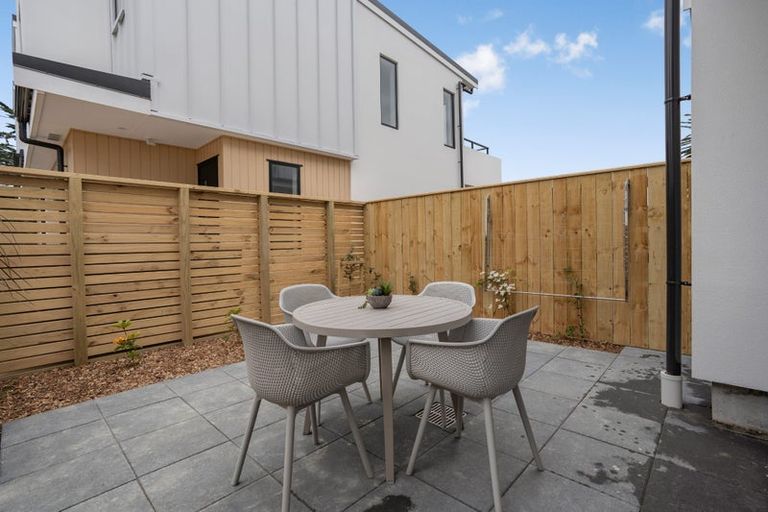 Photo of property in 15/10 Pascoe Avenue, Paremata, Porirua, 5026