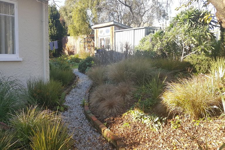 Photo of property in 8 Gwyn Street, Broad Bay, Dunedin, 9014