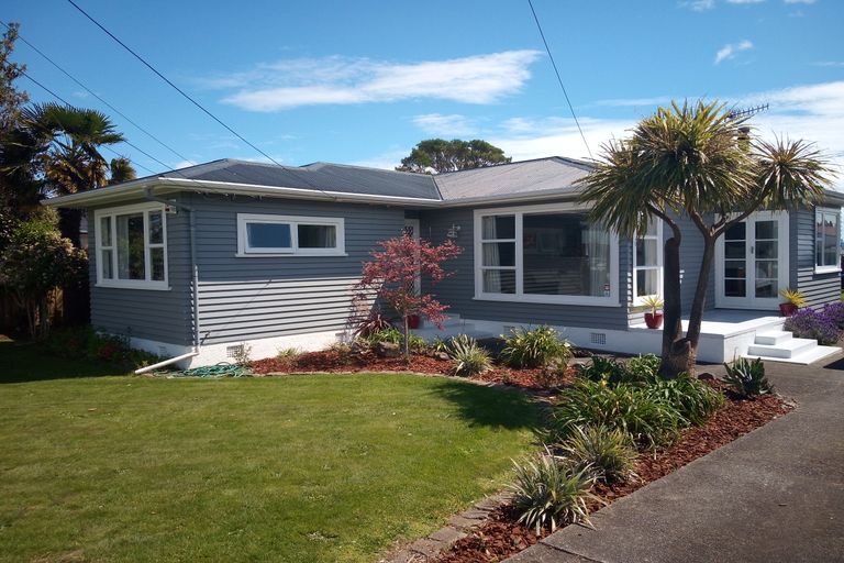 Photo of property in 11 Elizabeth Street, Levin, 5510