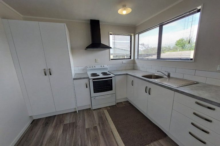 Photo of property in 2/19 Silver Creek Road, Weymouth, Auckland, 2103