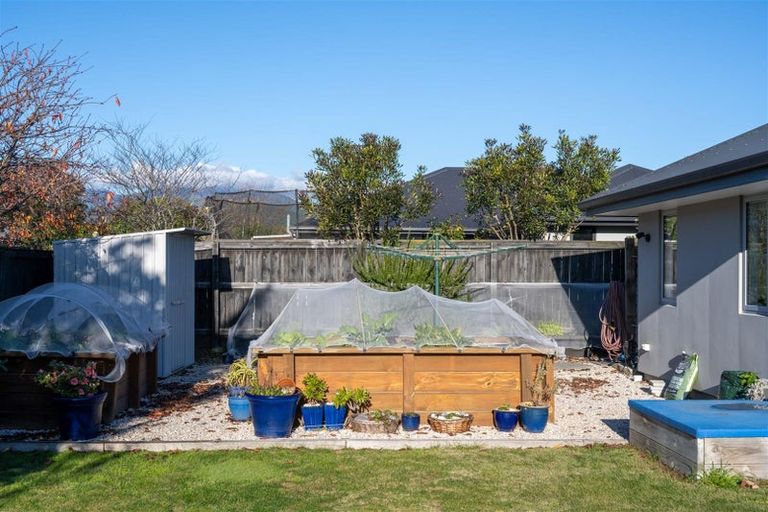 Photo of property in 13 Mary Newton Place, Brightwater, 7022