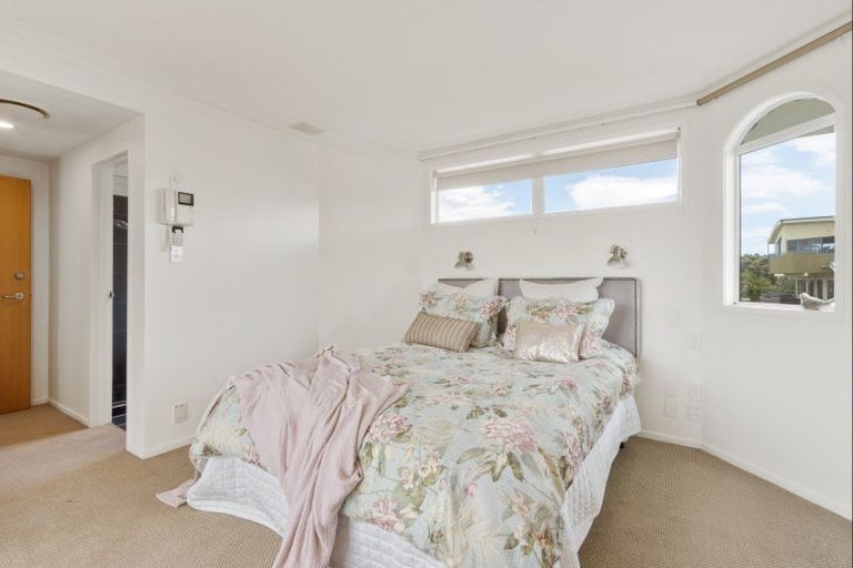 Photo of property in 14 Charles Street, Westshore, Napier, 4110