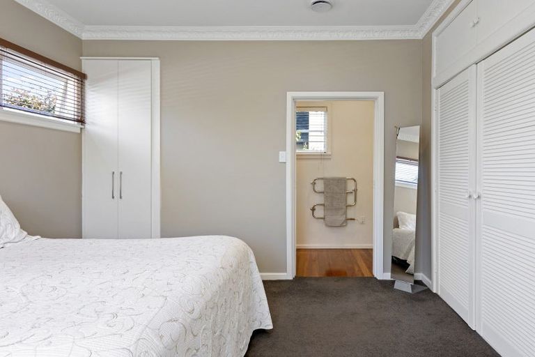 Photo of property in 5 Otara Street, Ilam, Christchurch, 8053